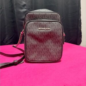 Michael Kors Black Jet Set Travel Crossbody Bag